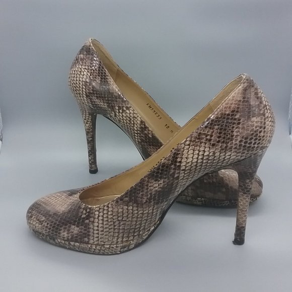 Stuart Weitzman Snake Print Platform Pumps - Picture 14 of 15